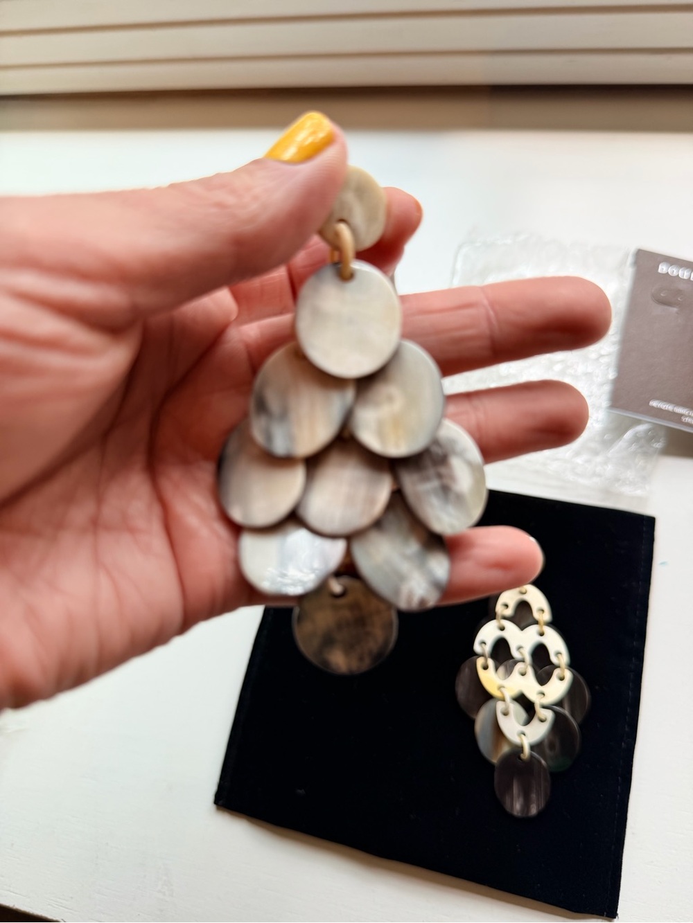 Double D Ranch Bone Chandelier Earrings NIB - Picture 11 of 13